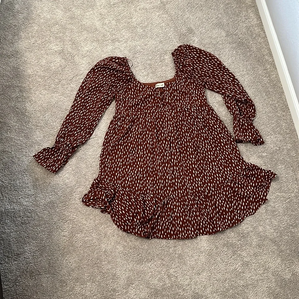 New In Patterned Dress - Picture 4 of 4